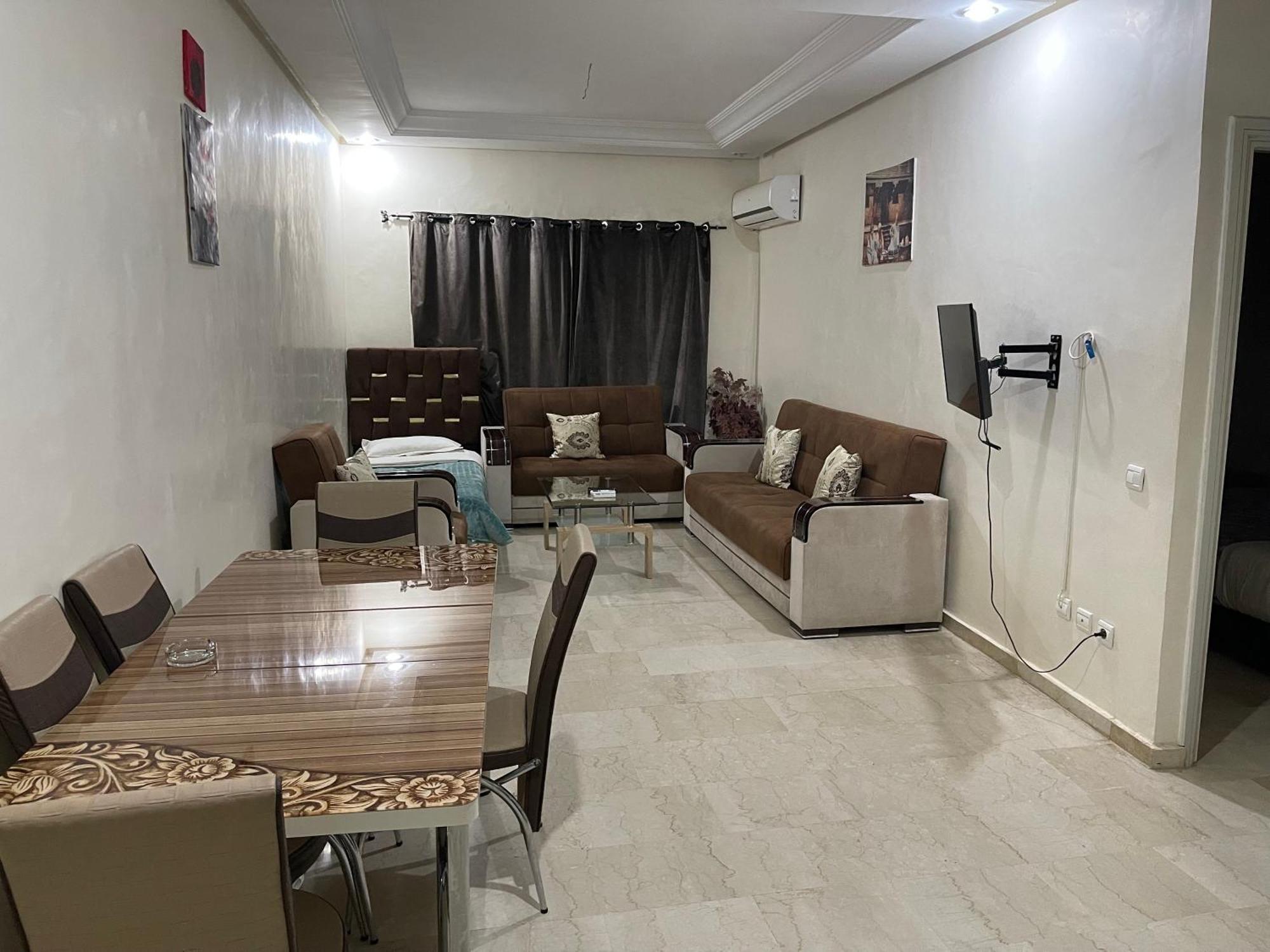13 2em Etage Pour Famille *